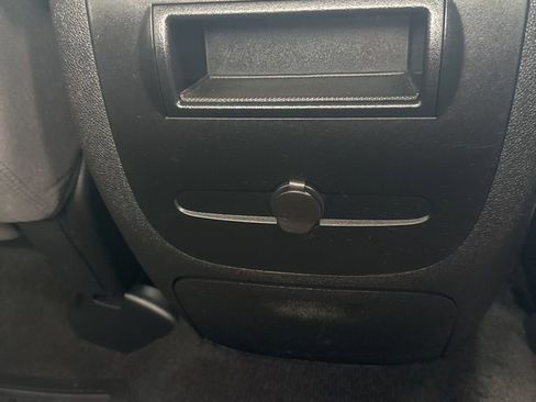 Used 2008 GMC Sierra 1500 SLE w/ Z71 Off-Road Package image 29