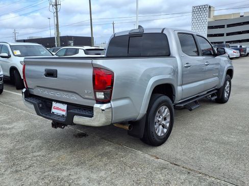Used 2019 Toyota Tacoma SR5 RWD image 25