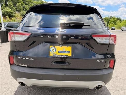 Used 2021 Ford Escape Titanium AWD/4WD image 13