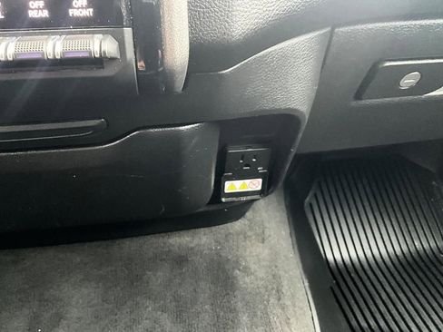 Used 2021 RAM 1500 Big Horn w/ Built-to-serve Edition AWD/4WD image 28