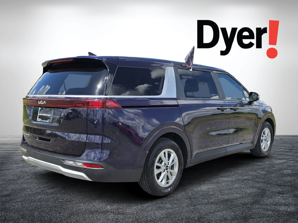 Certified 2022 Kia Carnival LX FWD image 4