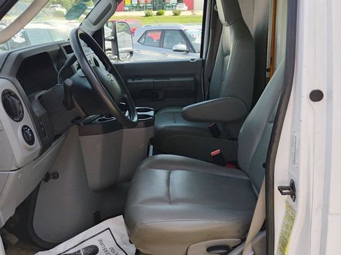 Used 2019 Ford E-350 and Econoline 350 Super Duty w/ Power Windows & Locks Group RWD image 13