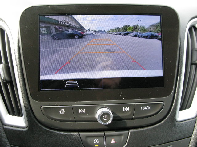 Used 2024 Chevrolet Malibu LT FWD image 18
