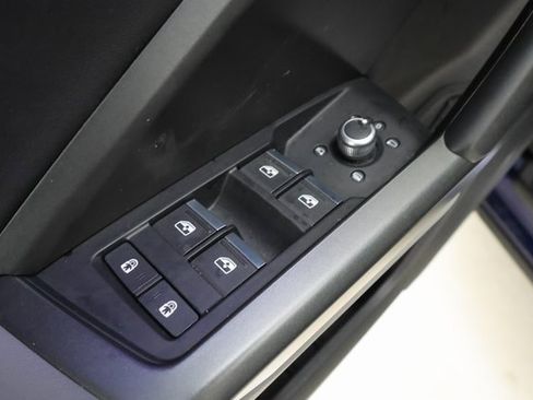 Used 2022 Audi Q3 2.0T Premium Plus image 8