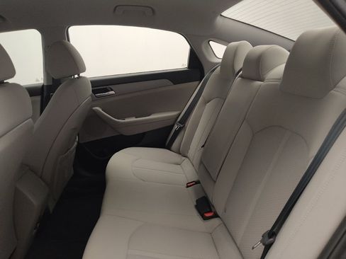Used 2019 Hyundai Sonata ECO FWD image 18
