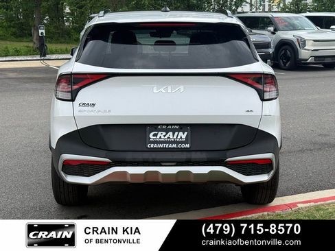 Certified 2025 Kia Sportage EX w/ Premium Package AWD/4WD image 6