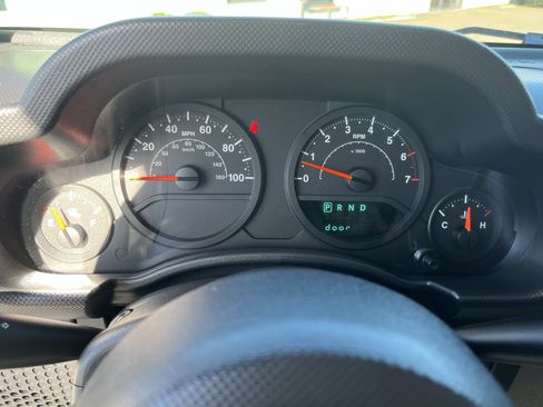 Used 2009 Jeep Wrangler X image 20