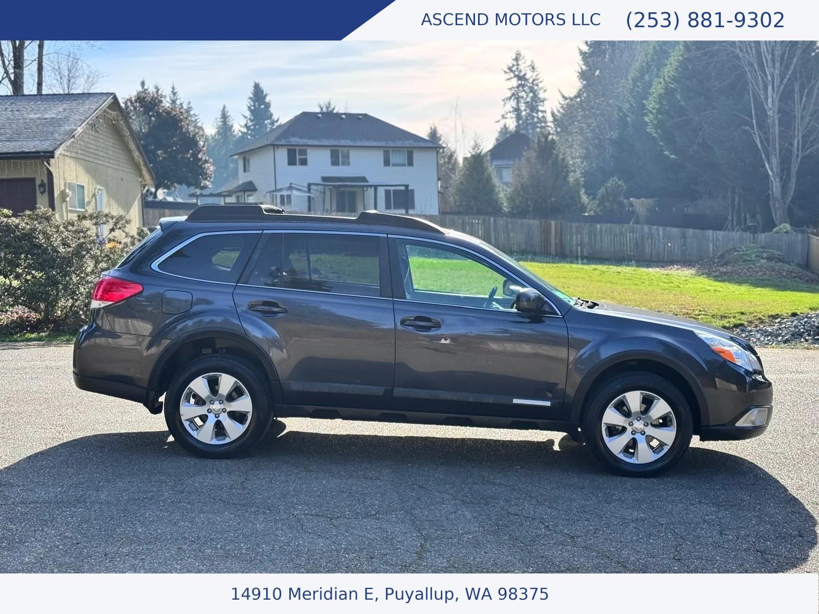 Used 2010 Subaru Outback 2.5i Limited AWD/4WD image 6