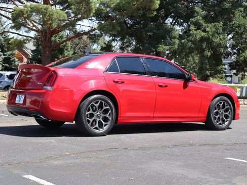 Used 2018 Chrysler 300 S w/ S Model Appearance Package AWD/4WD image 5