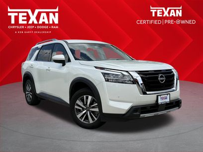 Used 2024 Nissan Pathfinder SL