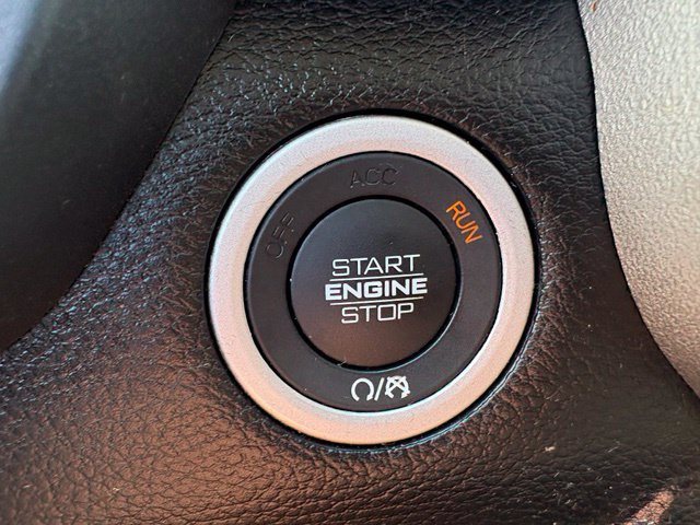 Used 2022 RAM 1500 Laramie AWD/4WD image 19