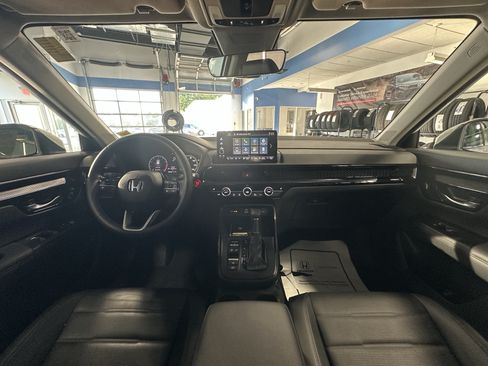 Used 2023 Honda CR-V EX-L image 2
