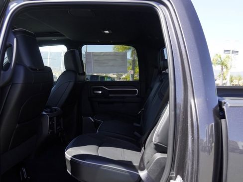 New 2026 RAM 2500 Laramie AWD/4WD image 20