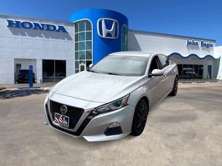 Used 2020 Nissan Altima 2.5 S video 1