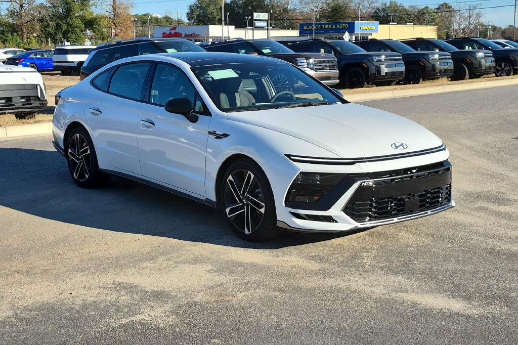 New 2027 Hyundai Sonata N Line FWD image 3
