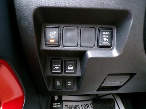 Used 2022 Nissan Frontier PRO-4X image 20