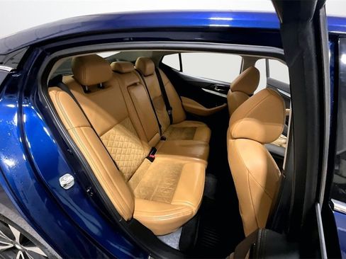 Used 2016 Nissan Maxima SR image 24