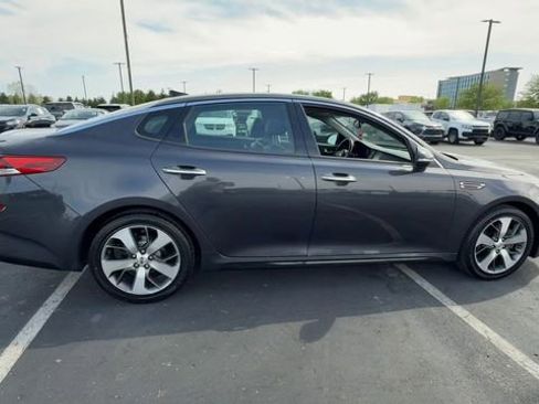Used 2019 Kia Optima S w/ S Panoramic Sunroof Package FWD image 9