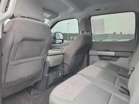 Certified 2025 Ford F250 XLT w/ FX4 Off-Road Package image 15