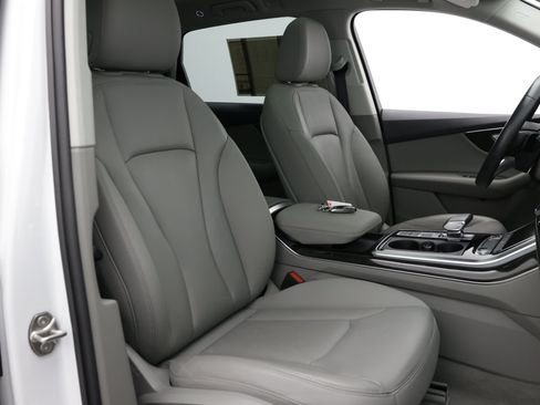 Used 2023 Audi Q7 2.0T Premium AWD/4WD image 48