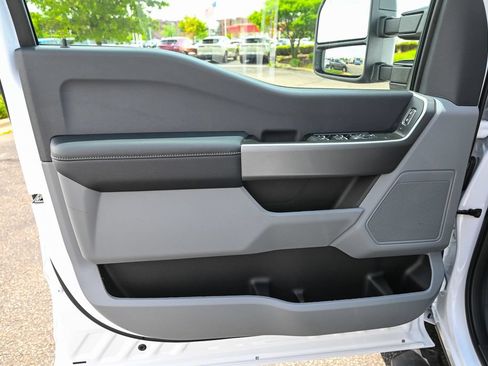 New 2026 Ford F250 XL w/ STX Appearance Package AWD/4WD image 16