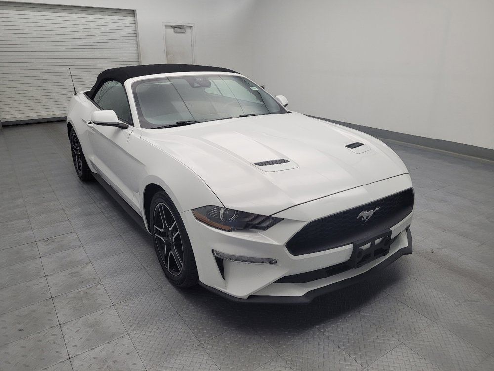 Used 2022 Ford Mustang Premium RWD image 13