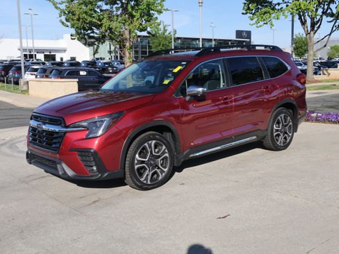 Used 2023 Subaru Ascent Limited w/ Technology Package image 5