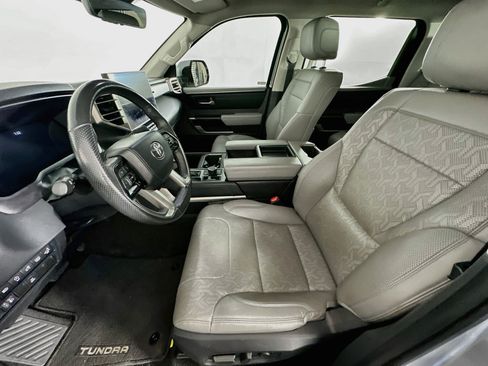 Used 2024 Toyota Tundra Limited w/ Power Package AWD/4WD image 13
