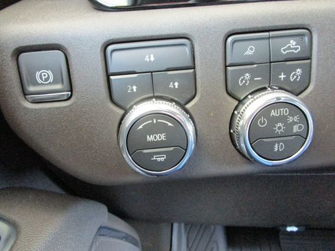 New 2026 GMC Sierra 2500 SLE w/ SLE Value Package; AWD/4WD image 49