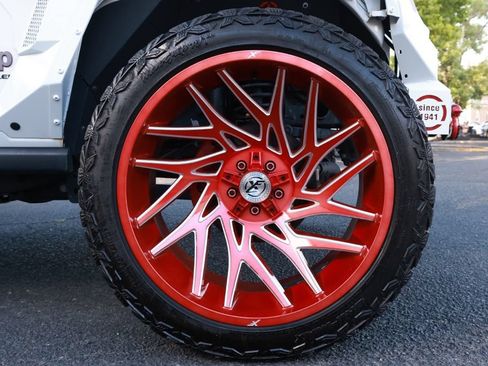 Used 2025 Jeep Wrangler Unlimited Rubicon AWD/4WD image 44