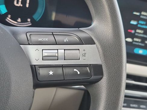 Used 2025 Hyundai Tucson SEL AWD/4WD image 21