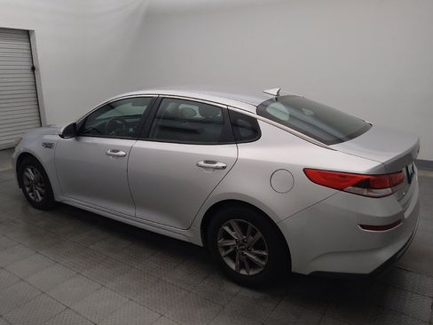 Used 2020 Kia Optima LX FWD image 3