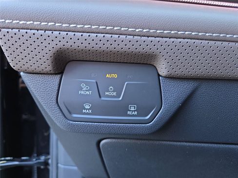 New 2026 Volkswagen Atlas SEL AWD/4WD image 15