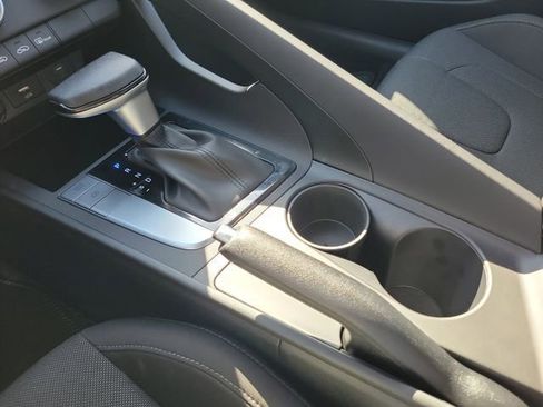 New 2026 Hyundai Elantra SE image 12
