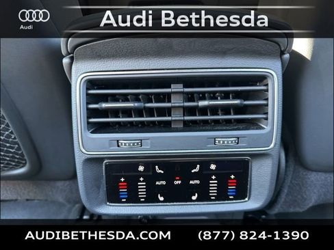 Used 2021 Audi Q7 3.0T Prestige image 27