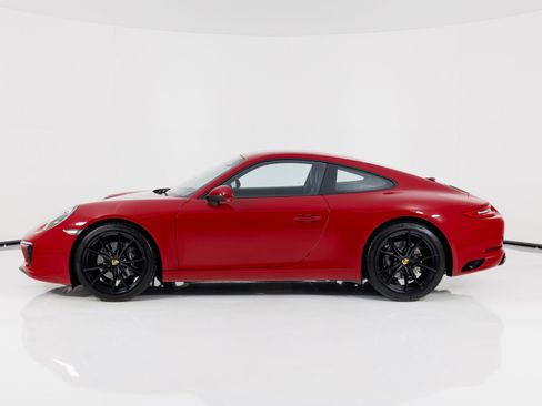 Used 2019 Porsche 911 Carrera image 6