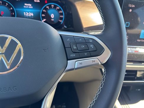 New 2026 Volkswagen Atlas SE image 34