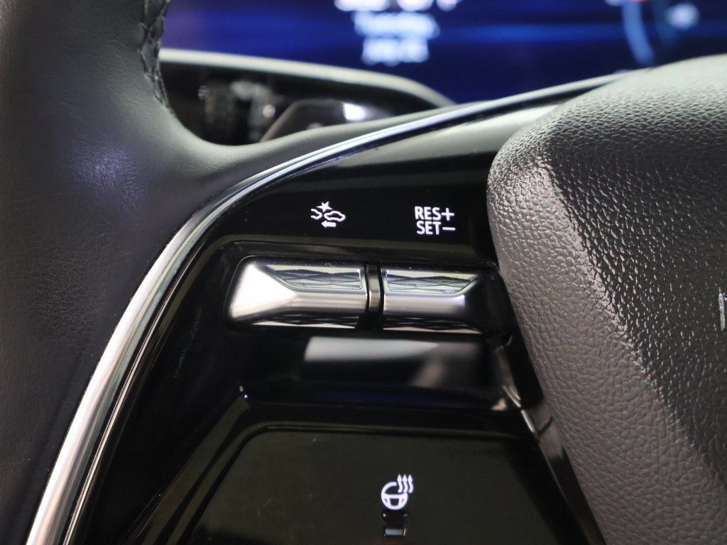 Used 2024 Cadillac Lyriq Luxury RWD image 44