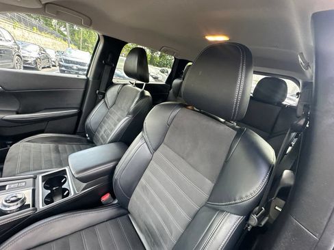 Used 2024 Mitsubishi Outlander SE AWD/4WD image 12