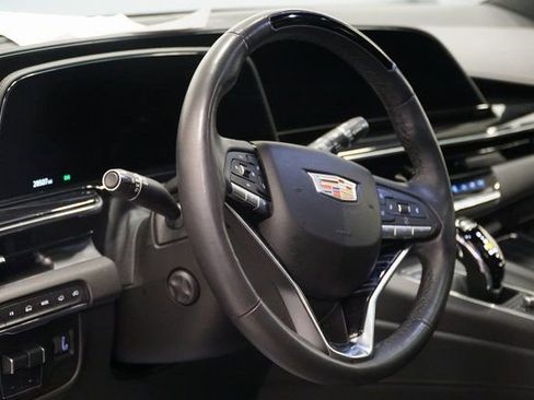 Used 2024 Cadillac Escalade Sport w/ LPO, ONYX Package image 12