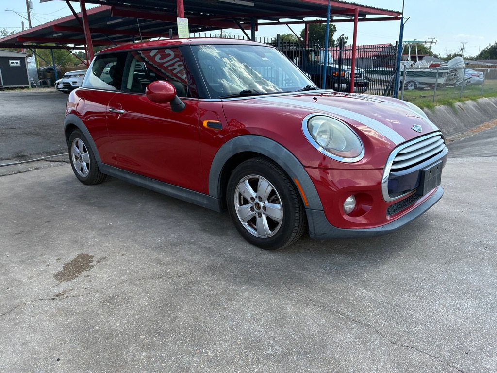 Used 2015 MINI Cooper 2-Door Hardtop FWD image 7
