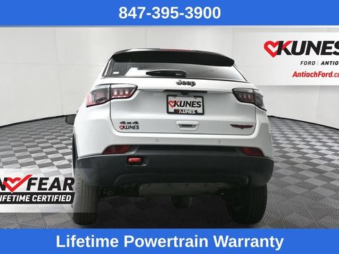 Used 2025 Jeep Compass Trailhawk AWD/4WD image 45