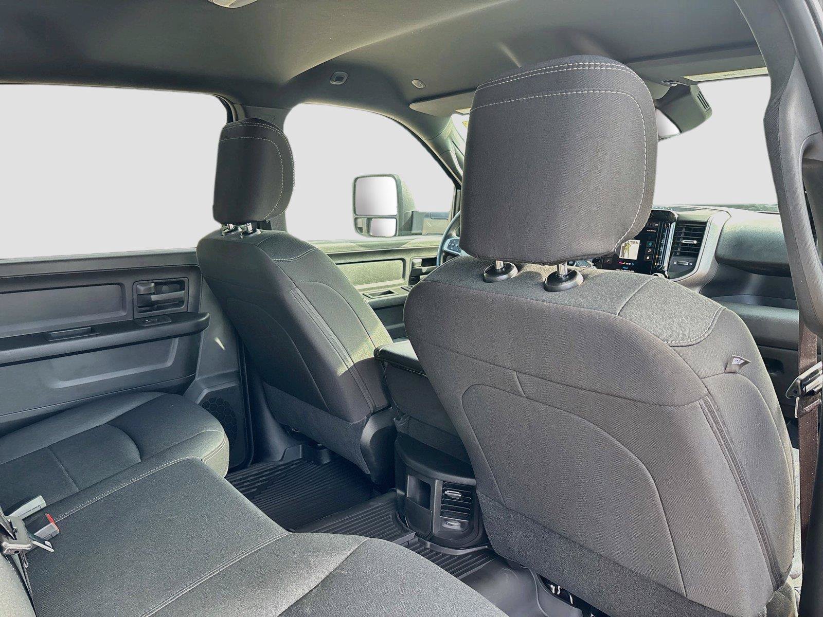 New 2026 RAM 2500 Warlock AWD/4WD image 33