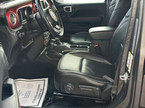 Used 2019 Jeep Wrangler Unlimited Rubicon w/ LED Lighting Group image 5