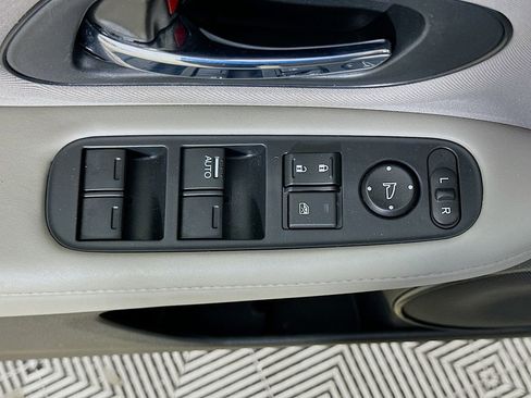 Used 2018 Honda HR-V LX image 20