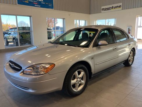 Used 2000 Ford Taurus SES image 1