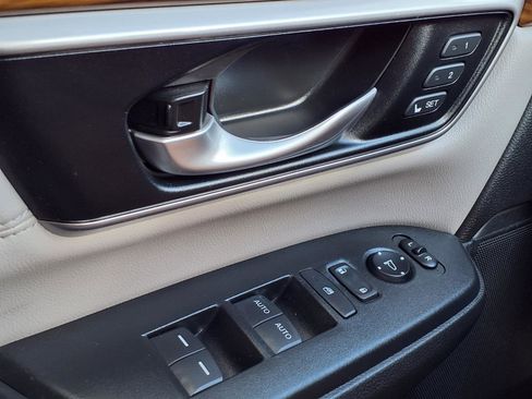 Used 2018 Honda CR-V EX-L image 11