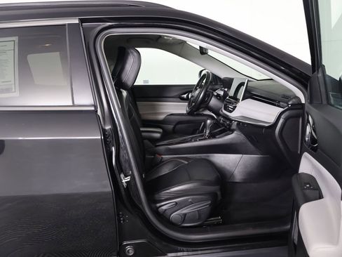 Used 2022 Jeep Compass Limited AWD/4WD image 29