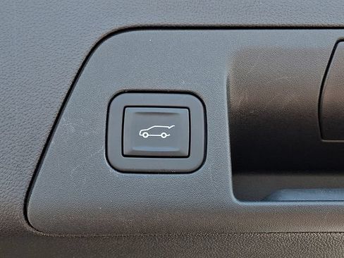Used 2025 Buick Envision Sport Touring AWD/4WD image 29