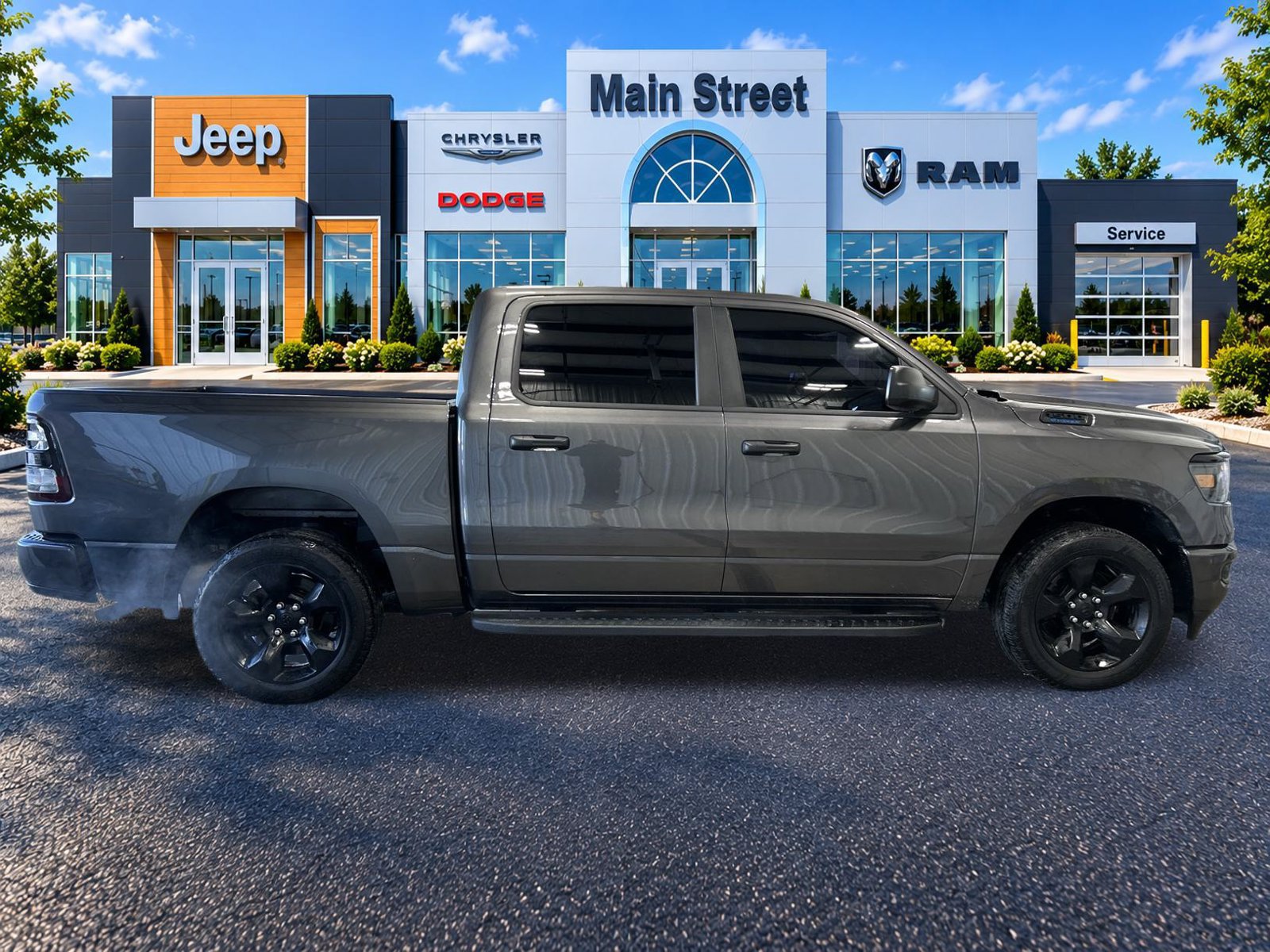 Used 2024 RAM 1500 Tradesman w/ Night Edition AWD/4WD image 9